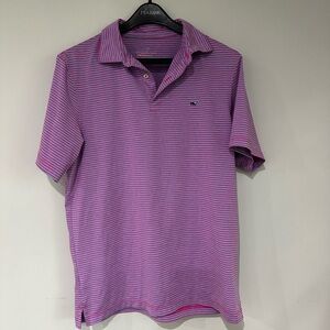 Vineyard vine, performance, medium,light blue pink Great condition.
